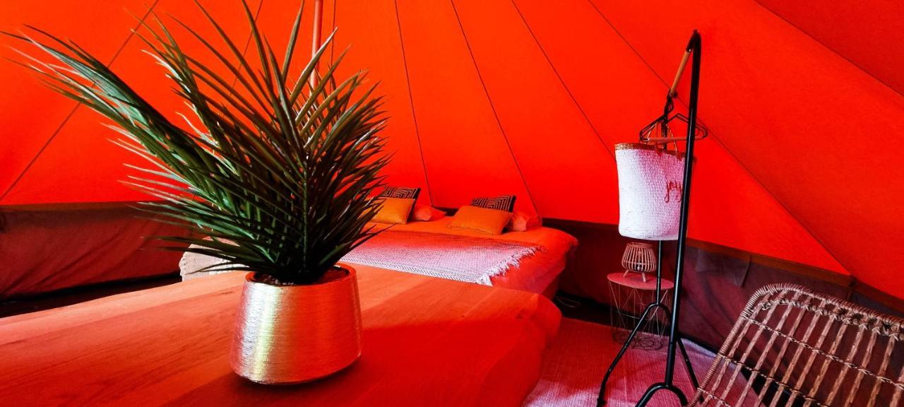 מלון רונסה Fiertelmeers Boutique Glamping מראה חיצוני תמונה